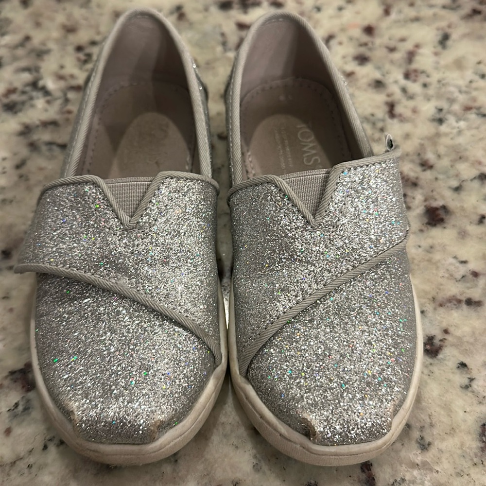 Toddler Toms Sparkly Silver size 9